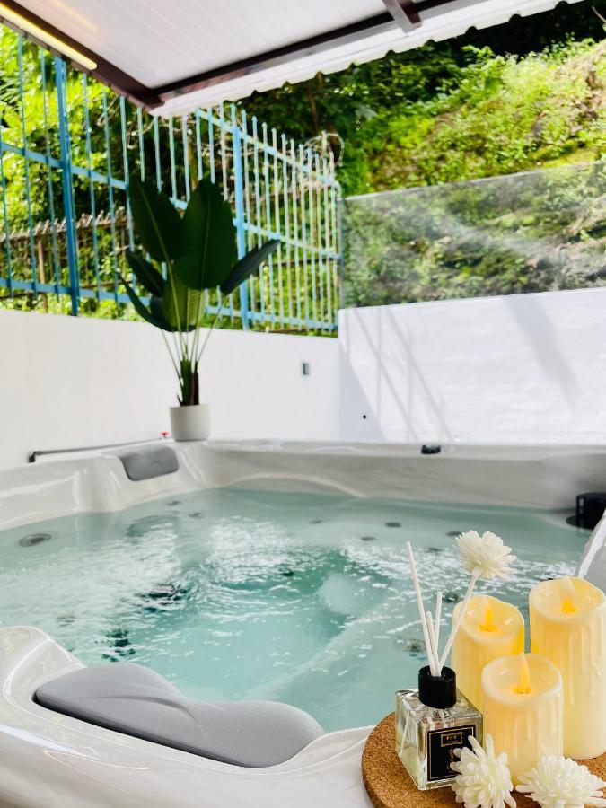 Qv Residence Langkawi - Jacuzzi, Bbq, & Steamboat クア エクステリア 写真